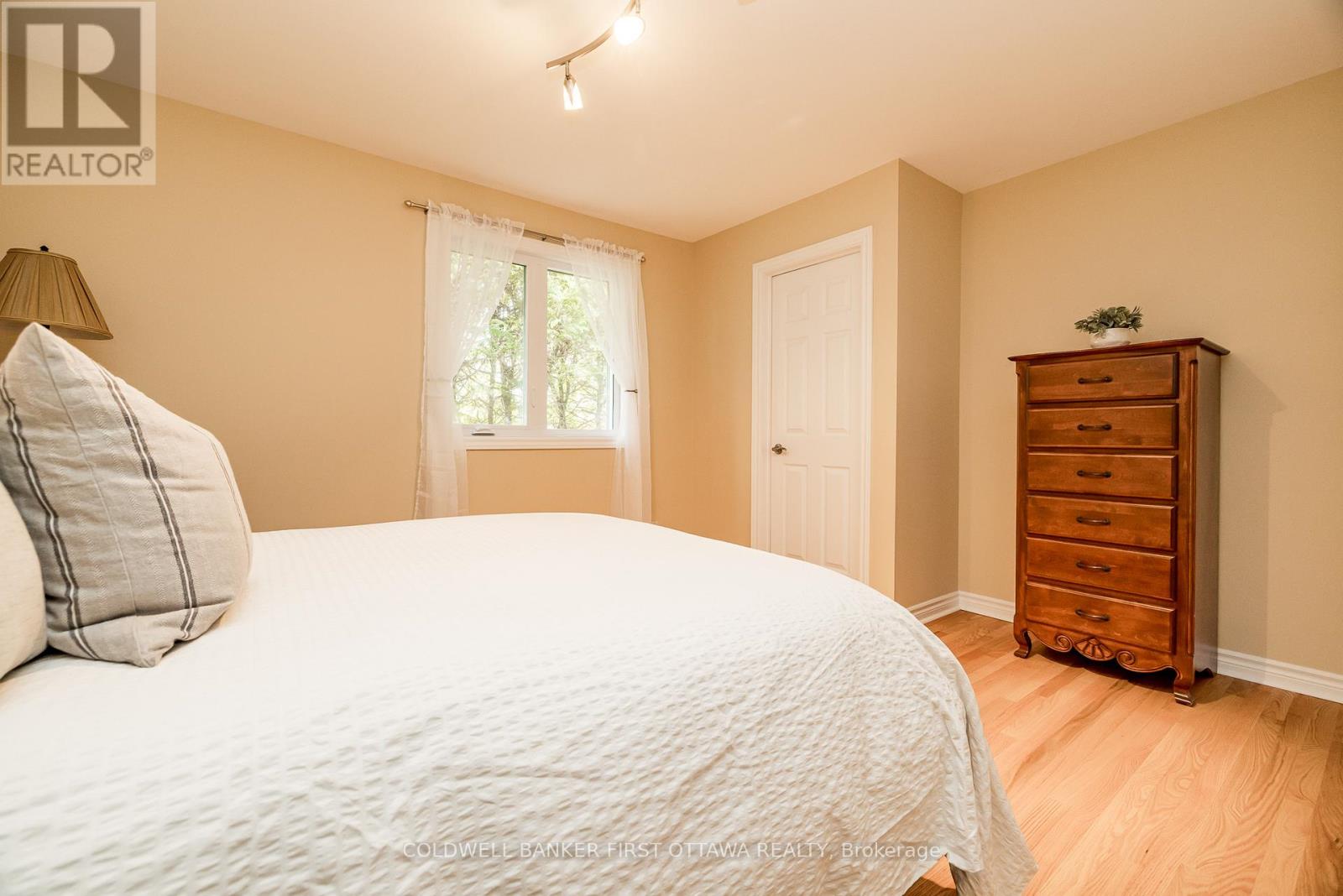 9 Lone Meadow Trail, Ottawa, Ontario  K2S 1C9 - Photo 22 - X12428993