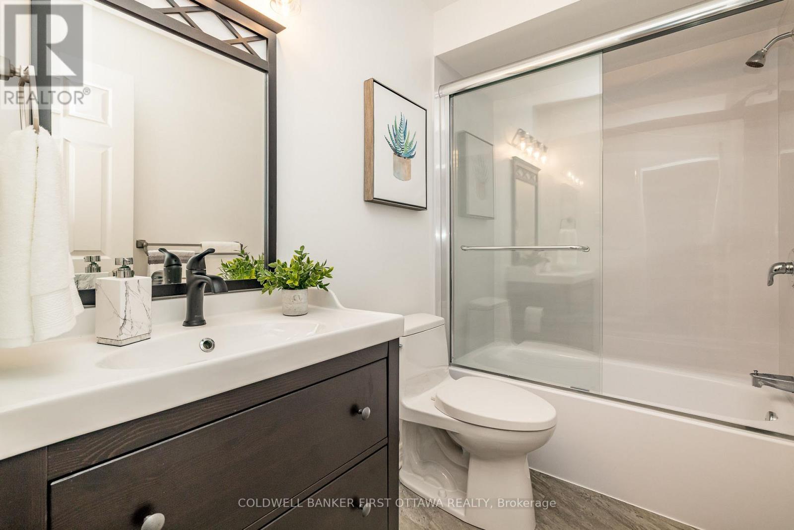 9 Lone Meadow Trail, Ottawa, Ontario  K2S 1C9 - Photo 23 - X12428993