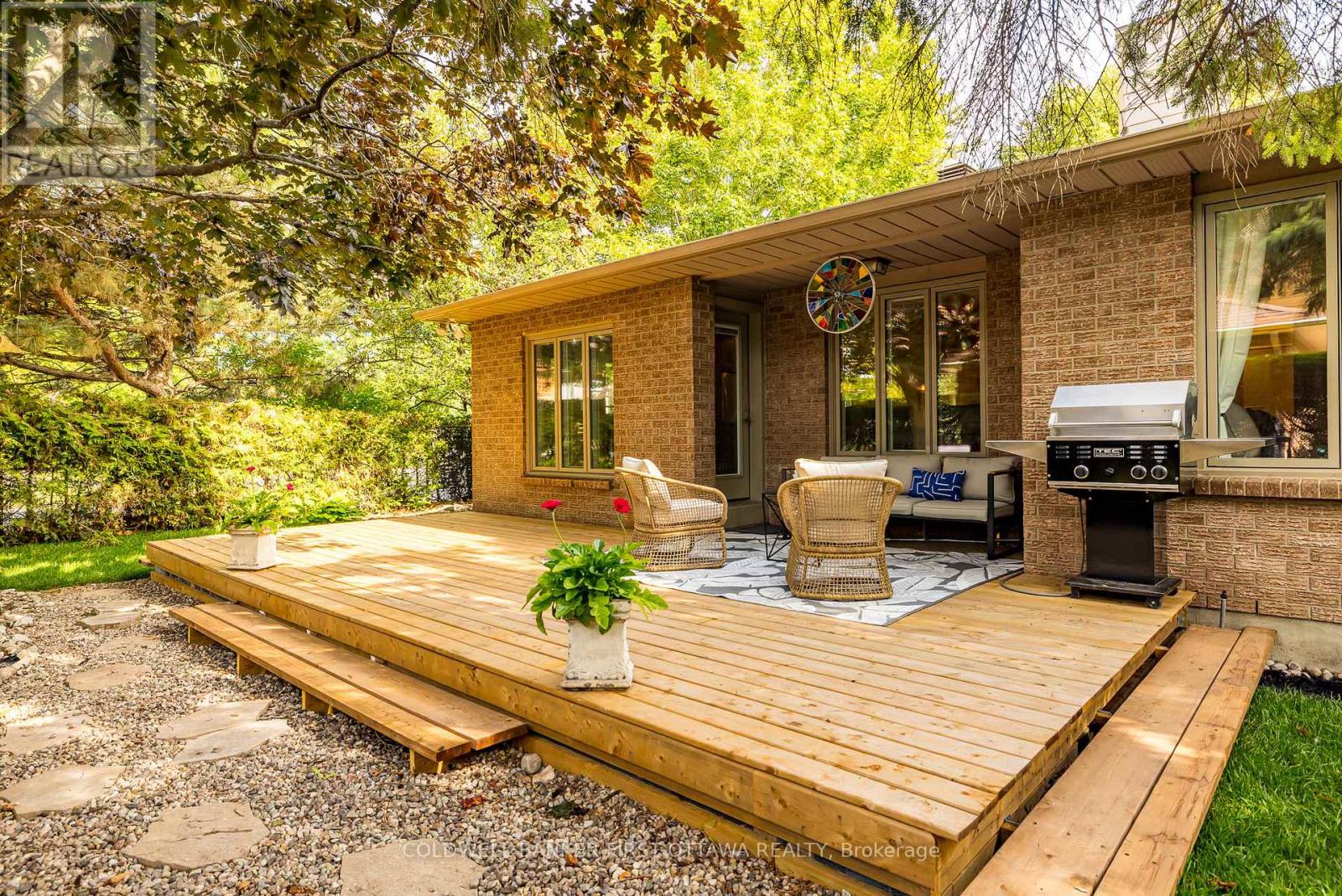 9 Lone Meadow Trail, Ottawa, Ontario  K2S 1C9 - Photo 35 - X12428993
