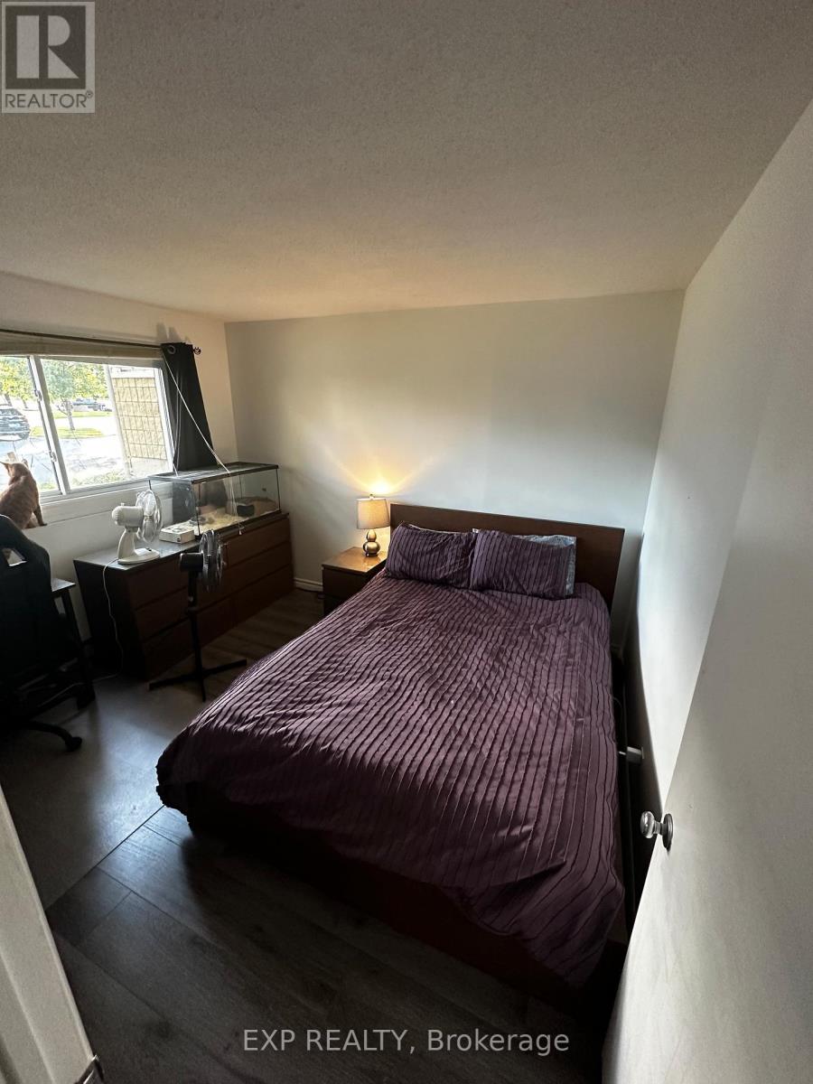 102 - 216 Viewmount Drive, Ottawa, Ontario  K2E 7X4 - Photo 5 - X12429047