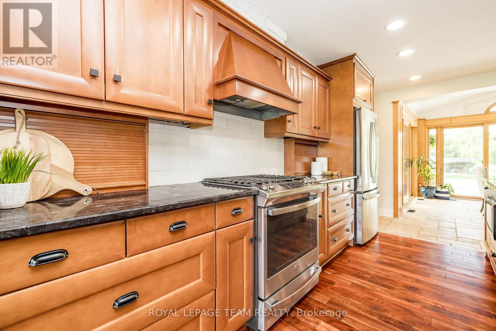 1216a River Road, Ottawa, Ontario  K4M 1B4 - Photo 15 - X12429062