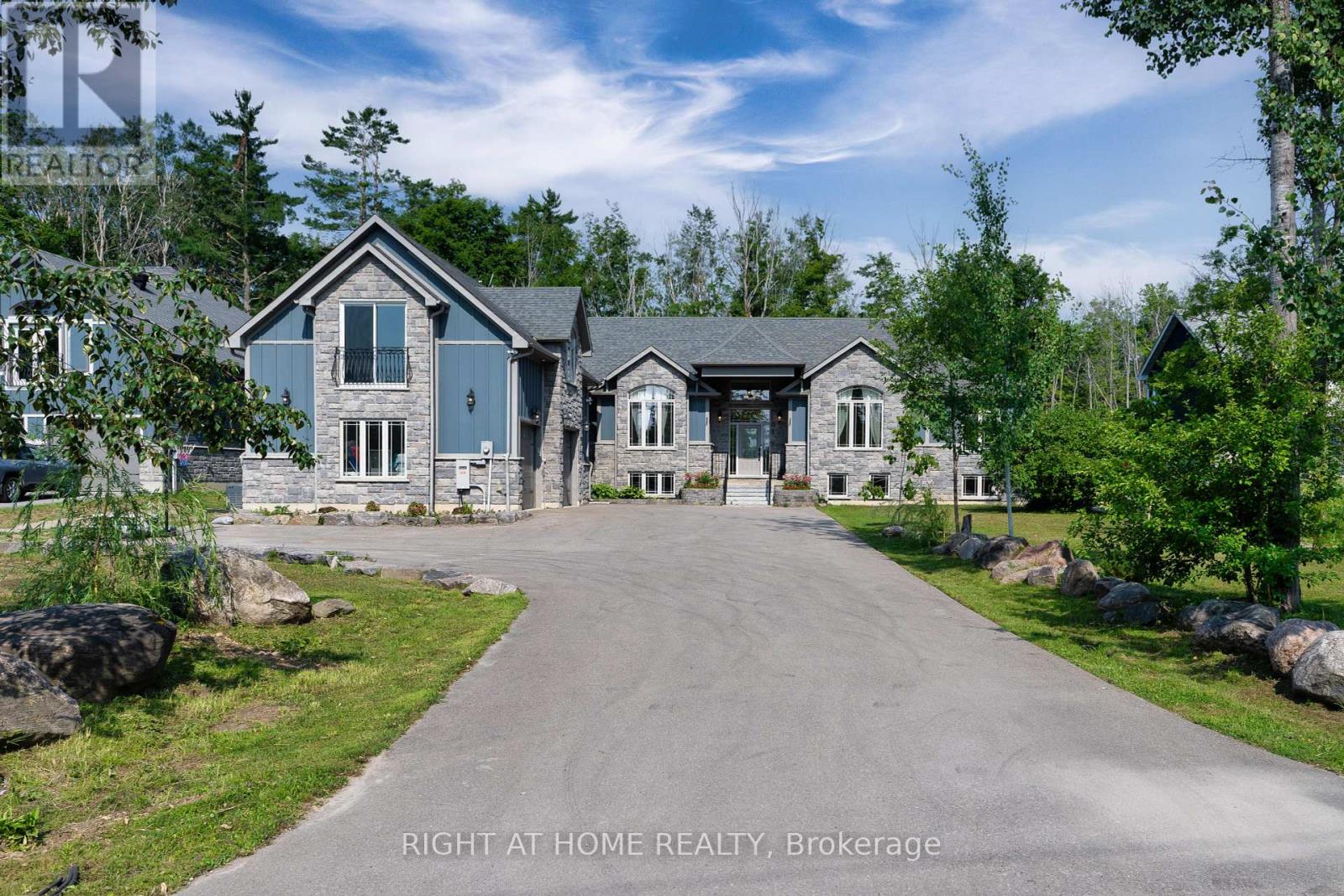 3500 Crescent Harbour Road, Innisfil, Ontario  L9S 2Y8 - Photo 4 - N12428830