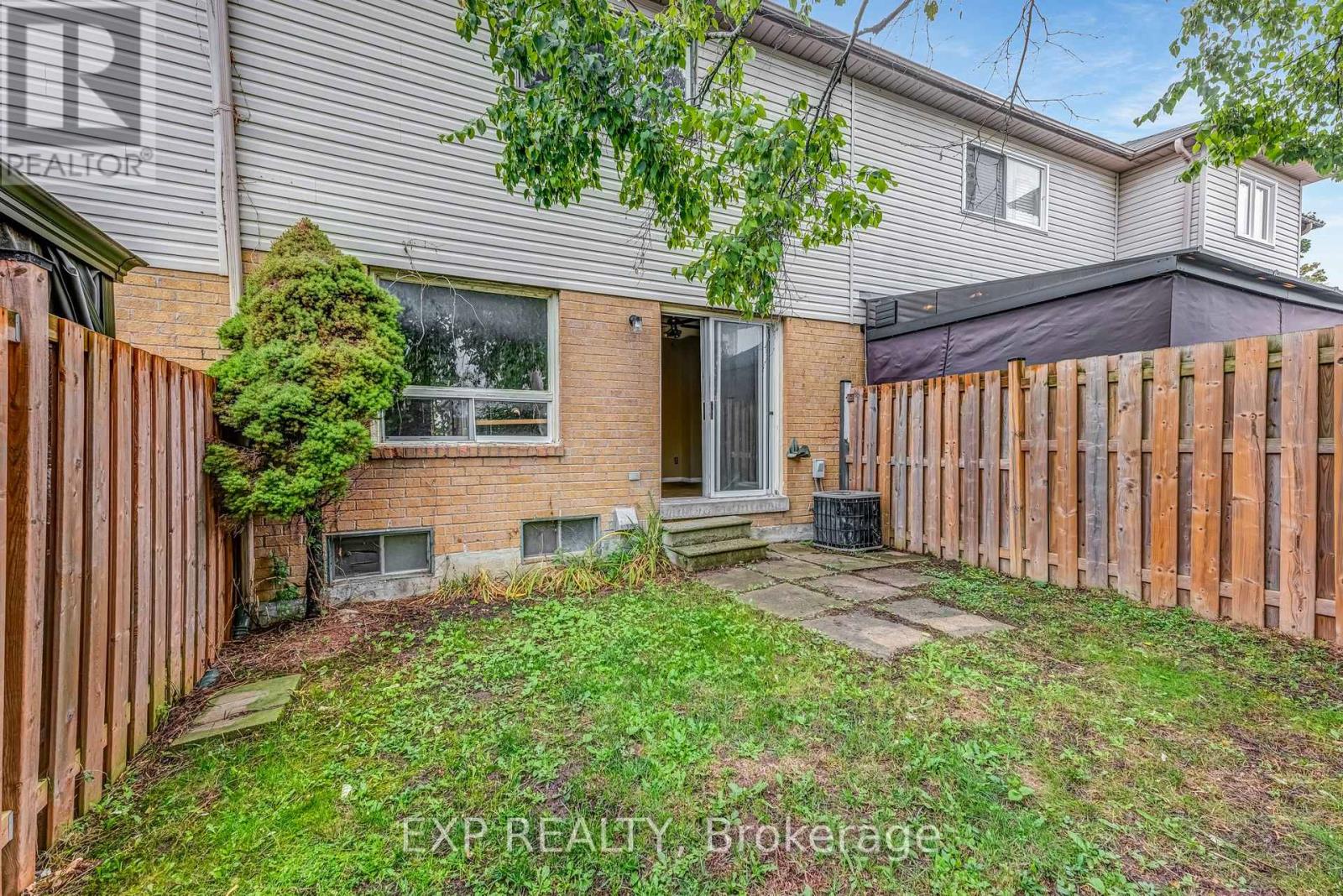 2183 Ferguson Street, Innisfil, Ontario  L9S 1X6 - Photo 15 - N12428857