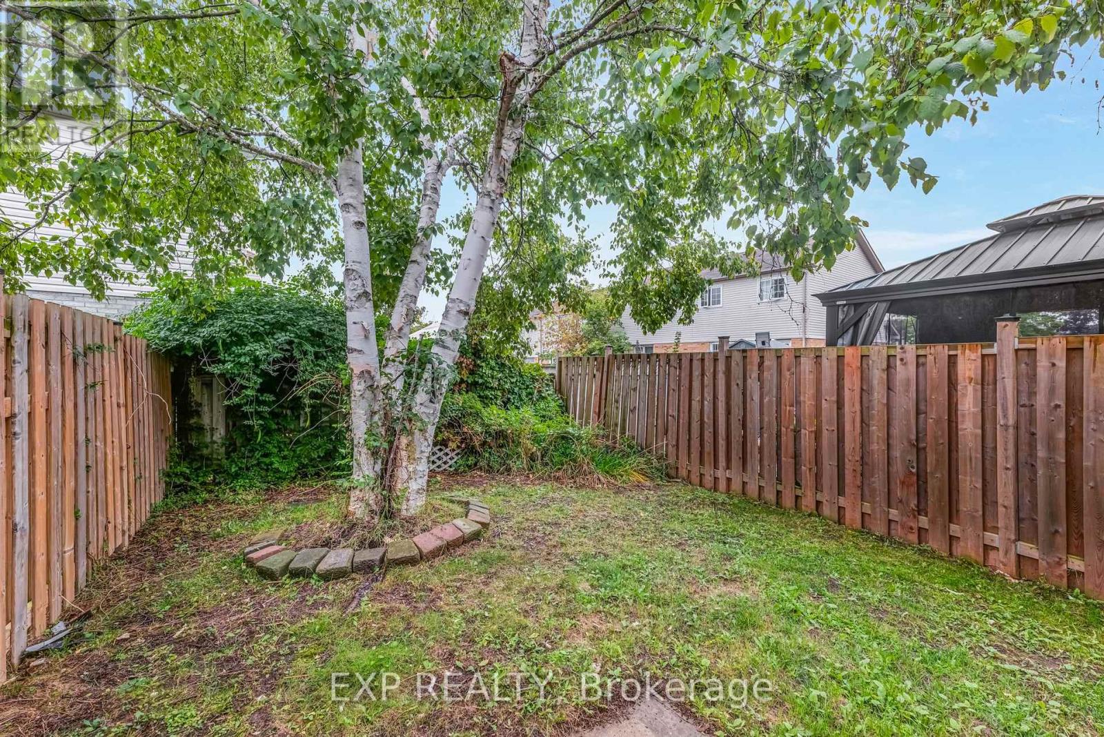 2183 Ferguson Street, Innisfil, Ontario  L9S 1X6 - Photo 17 - N12428857