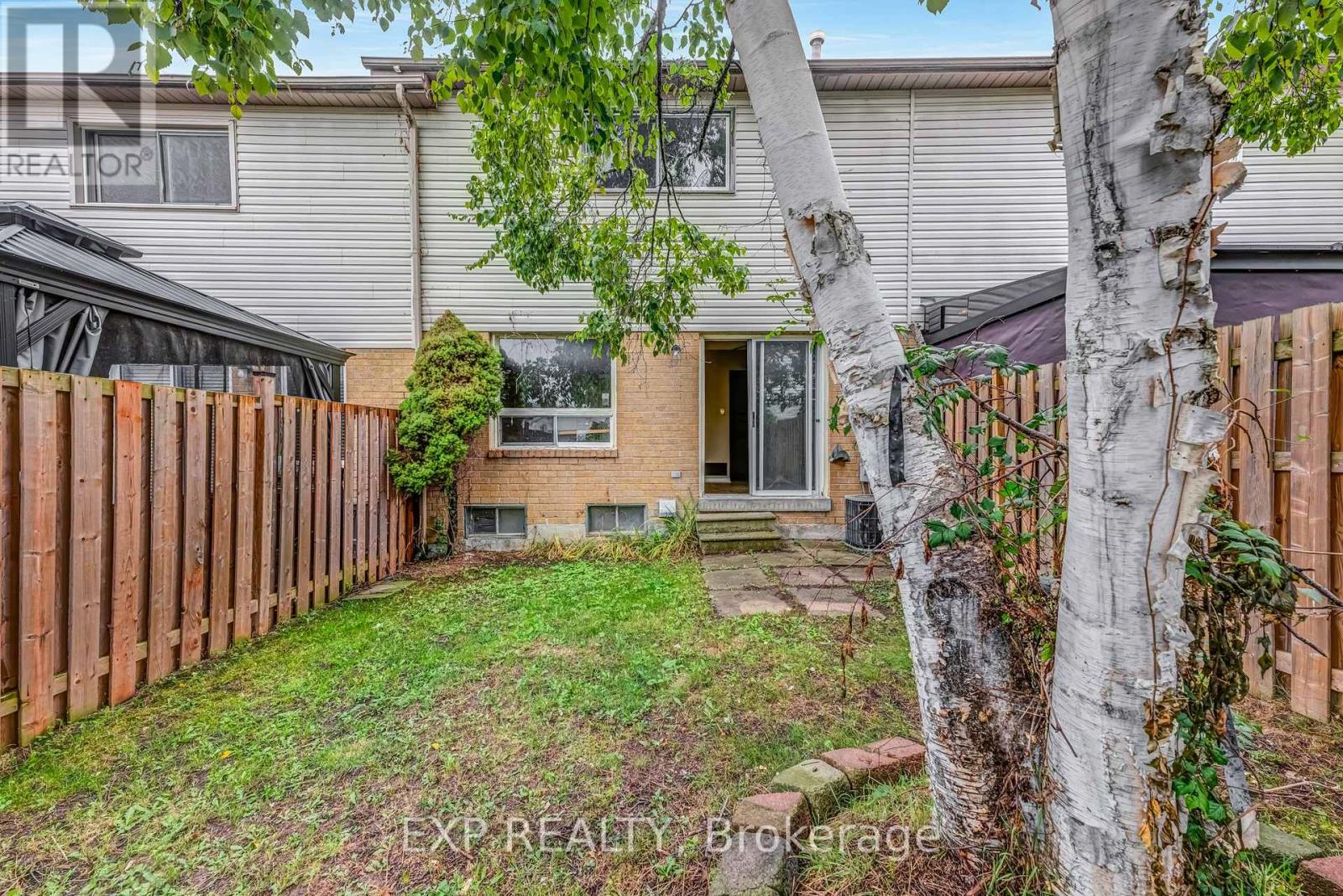 2183 Ferguson Street, Innisfil, Ontario  L9S 1X6 - Photo 19 - N12428857
