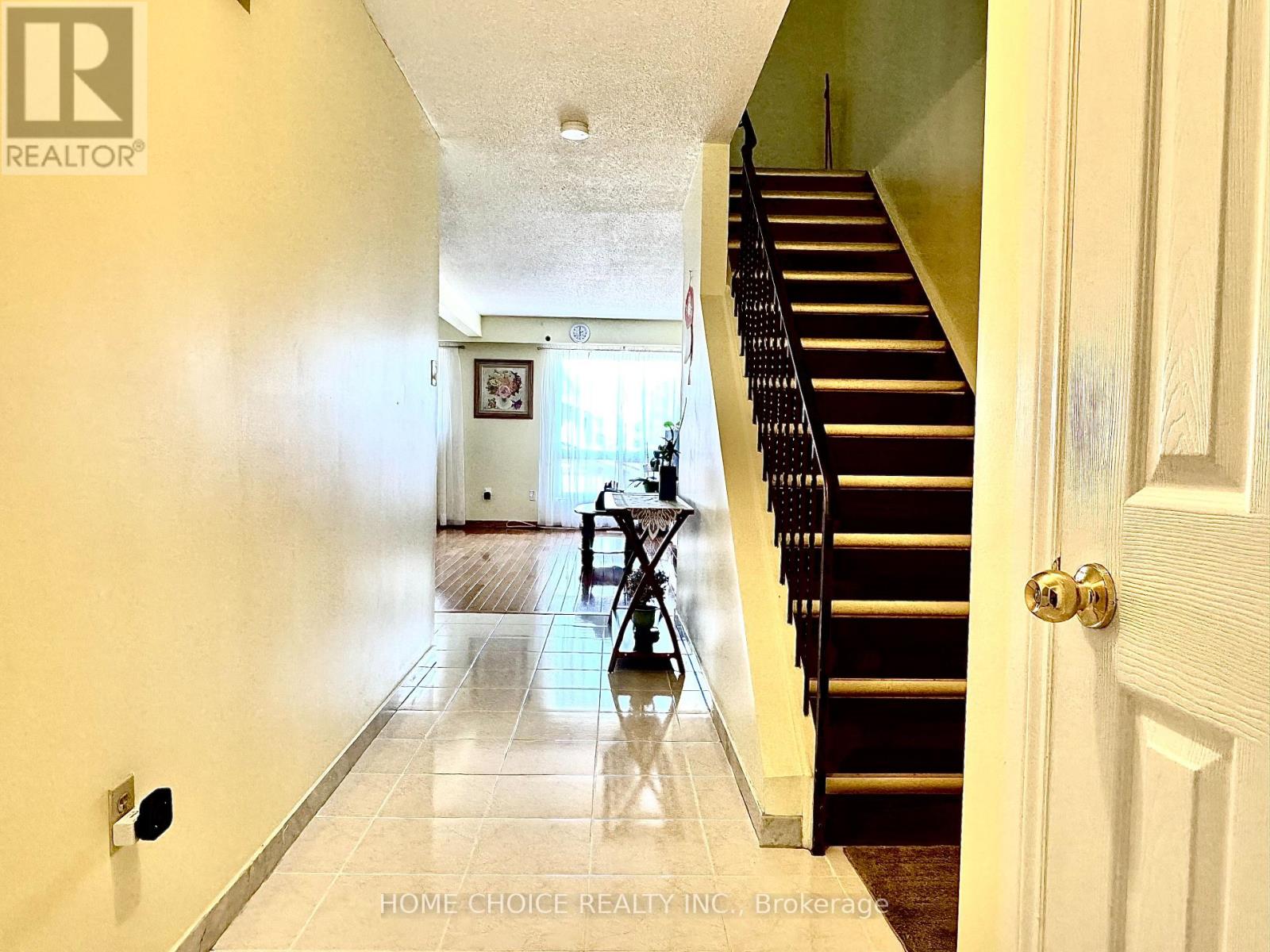 43 - 30 Dundalk Drive, Toronto, Ontario  M1P 4W1 - Photo 5 - E12373674