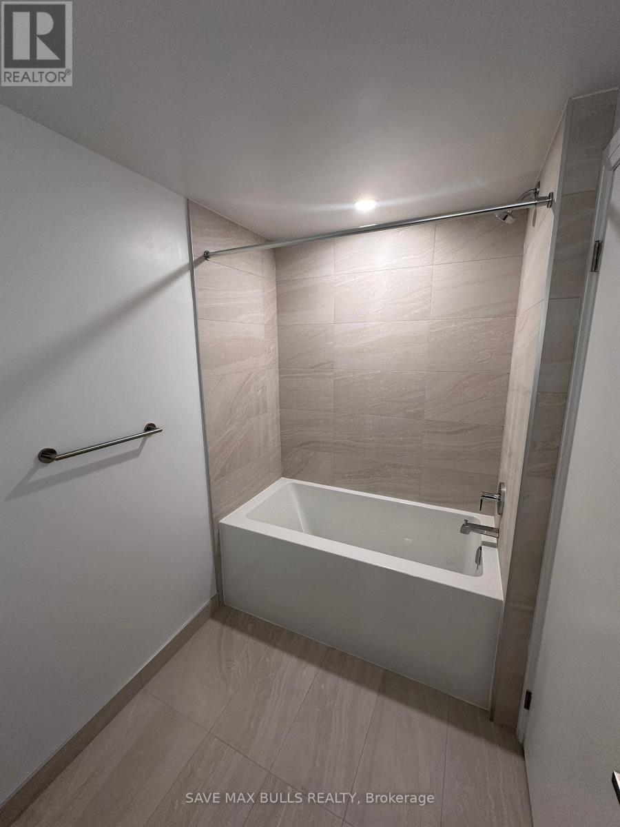 2311 - 4015 The Exchange, Mississauga, Ontario  L5B 1M7 - Photo 15 - W12424455