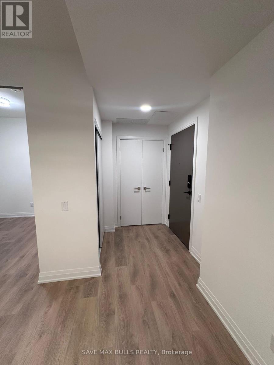 2311 - 4015 The Exchange, Mississauga, Ontario  L5B 1M7 - Photo 11 - W12424455