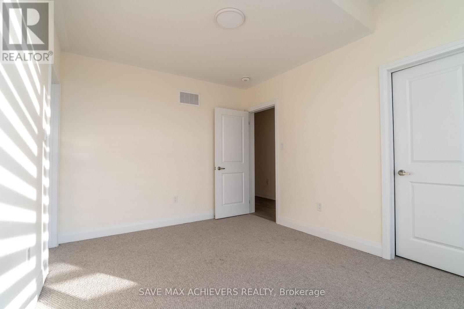 47 Daffodil Road, Springwater, Ontario  L9X 2E1 - Photo 44 - S12428864