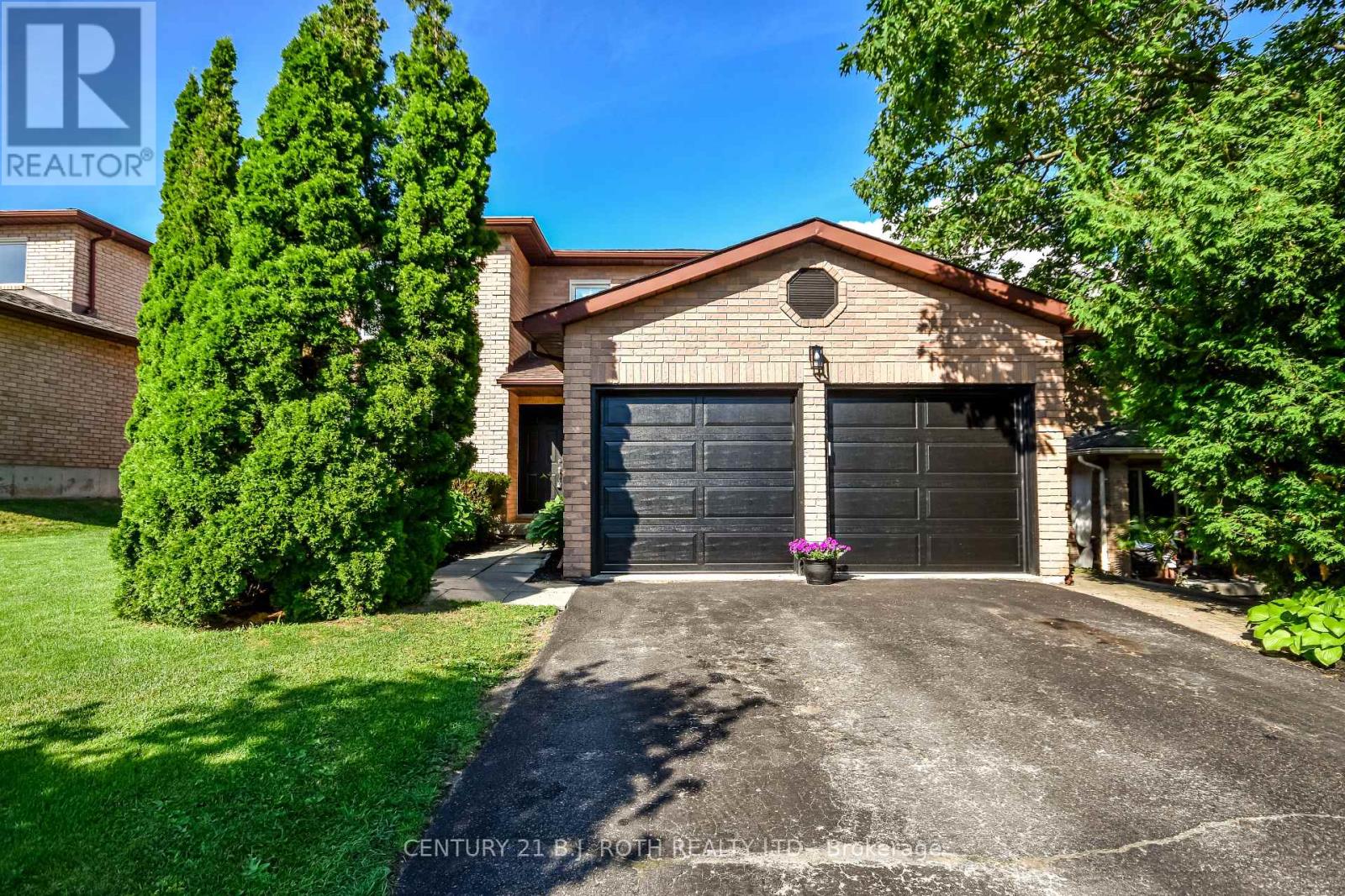 25 KEATS DRIVE, Barrie, Ontario