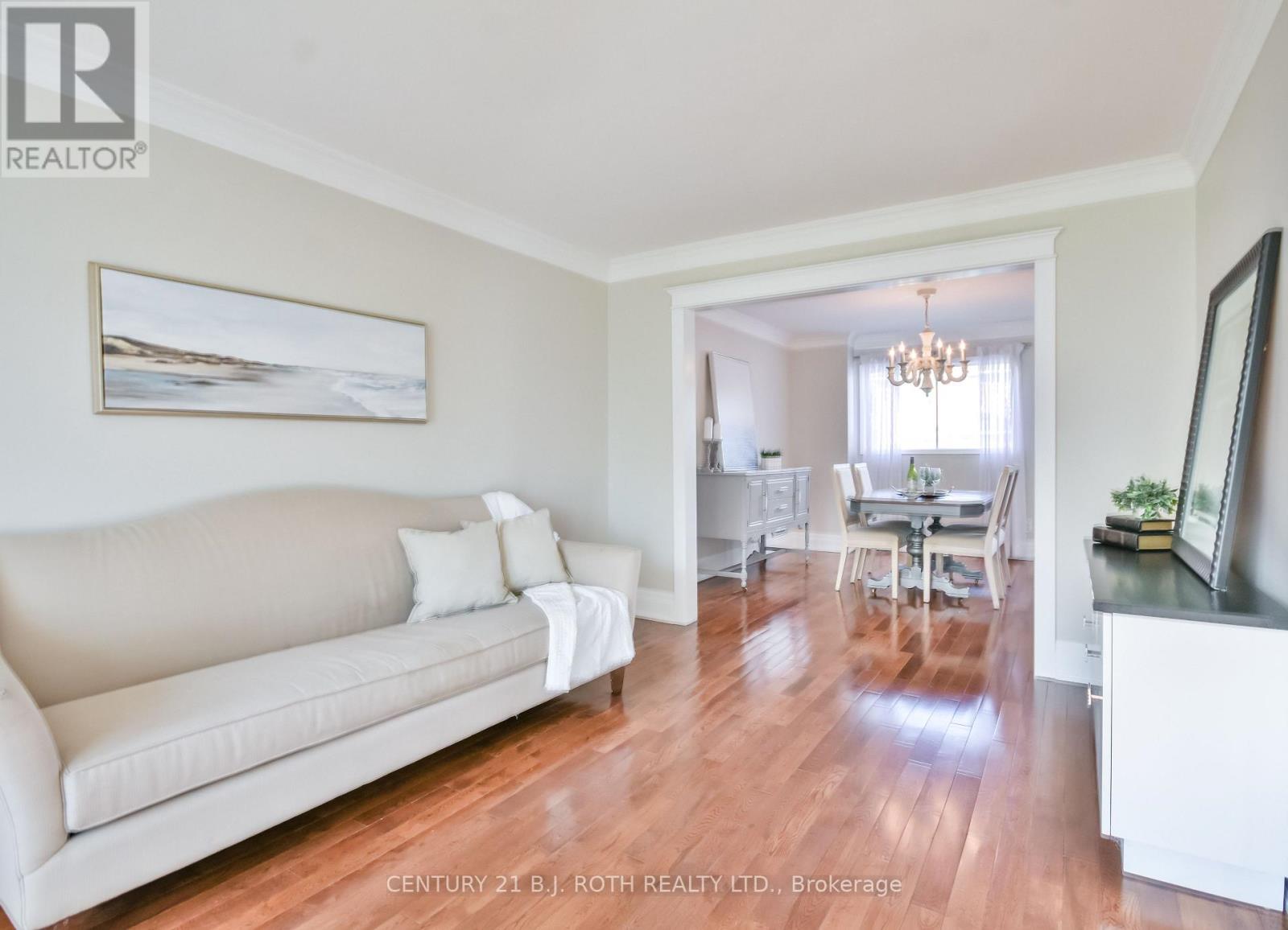 25 Keats Drive, Barrie, Ontario  L4N 6C9 - Photo 6 - S12428865