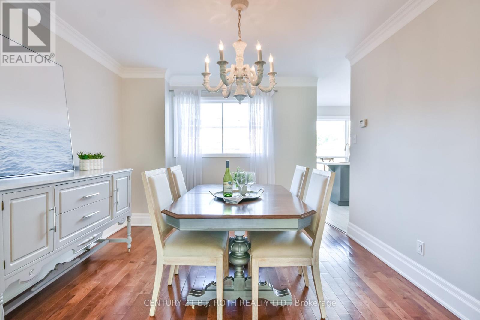 25 Keats Drive, Barrie, Ontario  L4N 6C9 - Photo 8 - S12428865