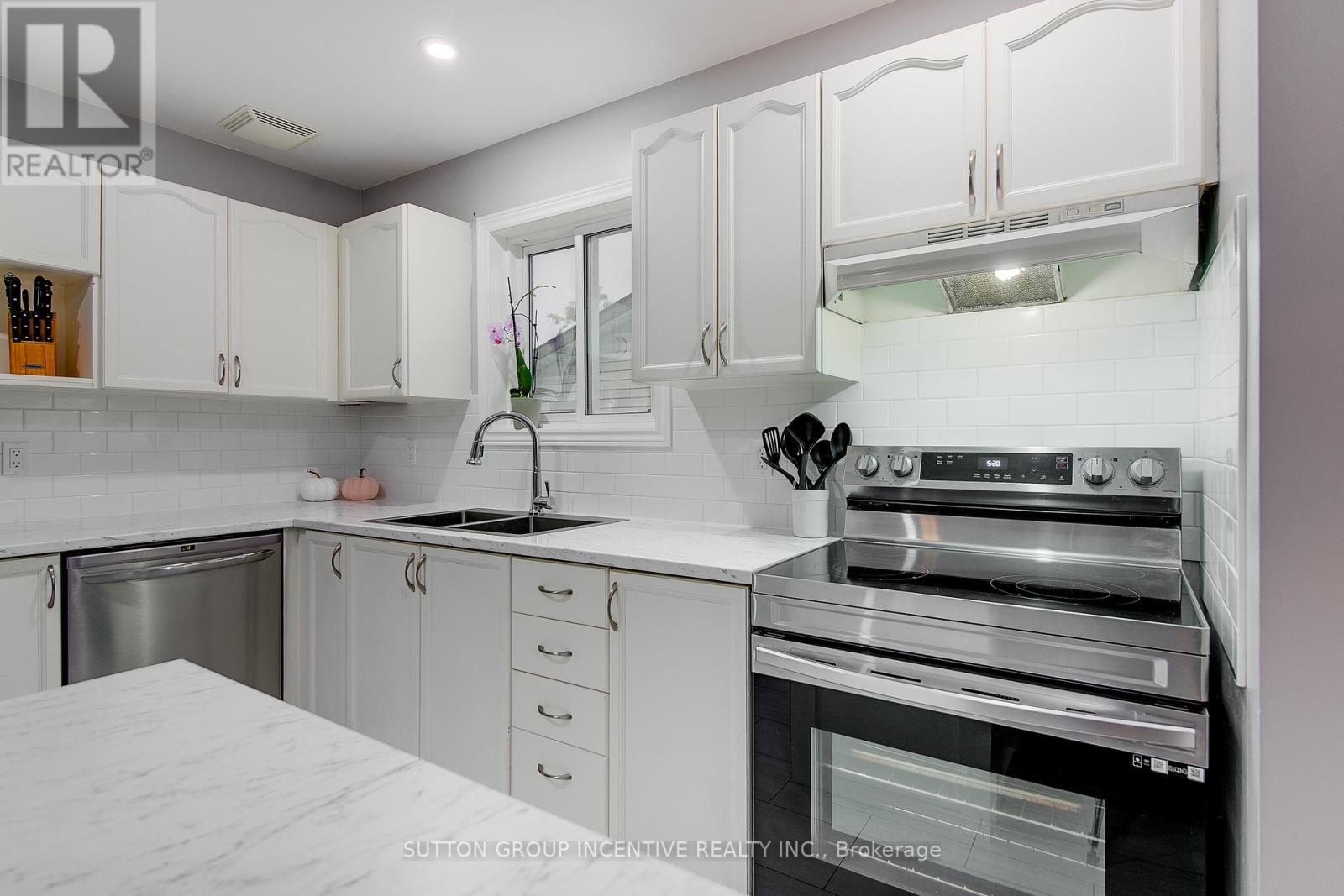 389 High Street, Orillia, Ontario  L3V 4X6 - Photo 28 - S12428884