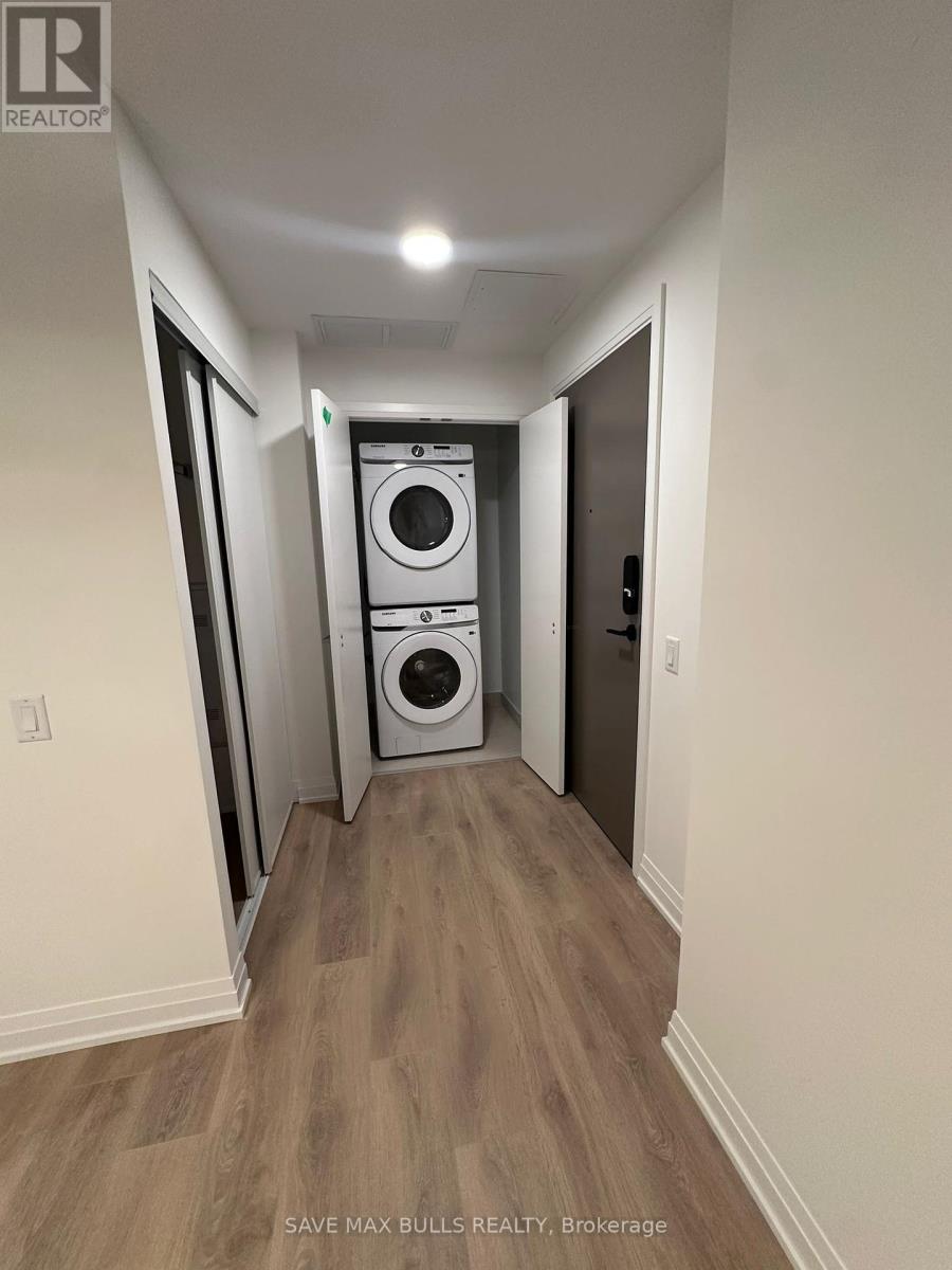 2311 - 4015 The Exchange, Mississauga, Ontario  L5B 1M7 - Photo 17 - W12424455