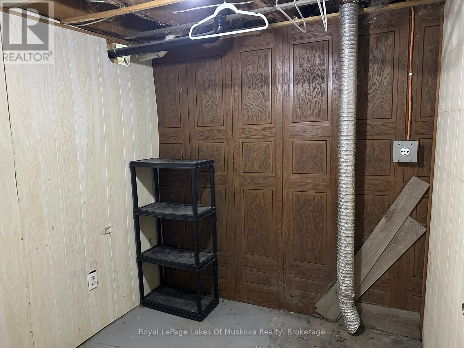 125 Ontario Street, Burk's Falls, Ontario  P0A 1C0 - Photo 14 - X12428894