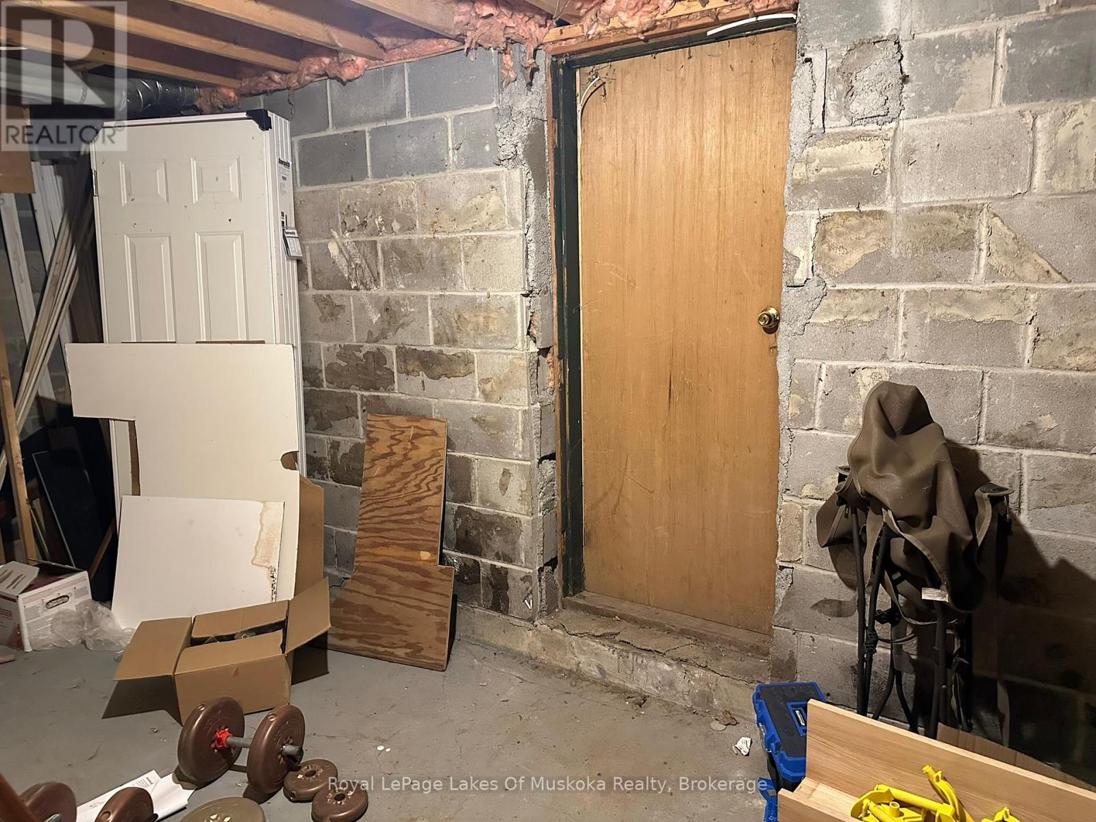 125 Ontario Street, Burk's Falls, Ontario  P0A 1C0 - Photo 16 - X12428894