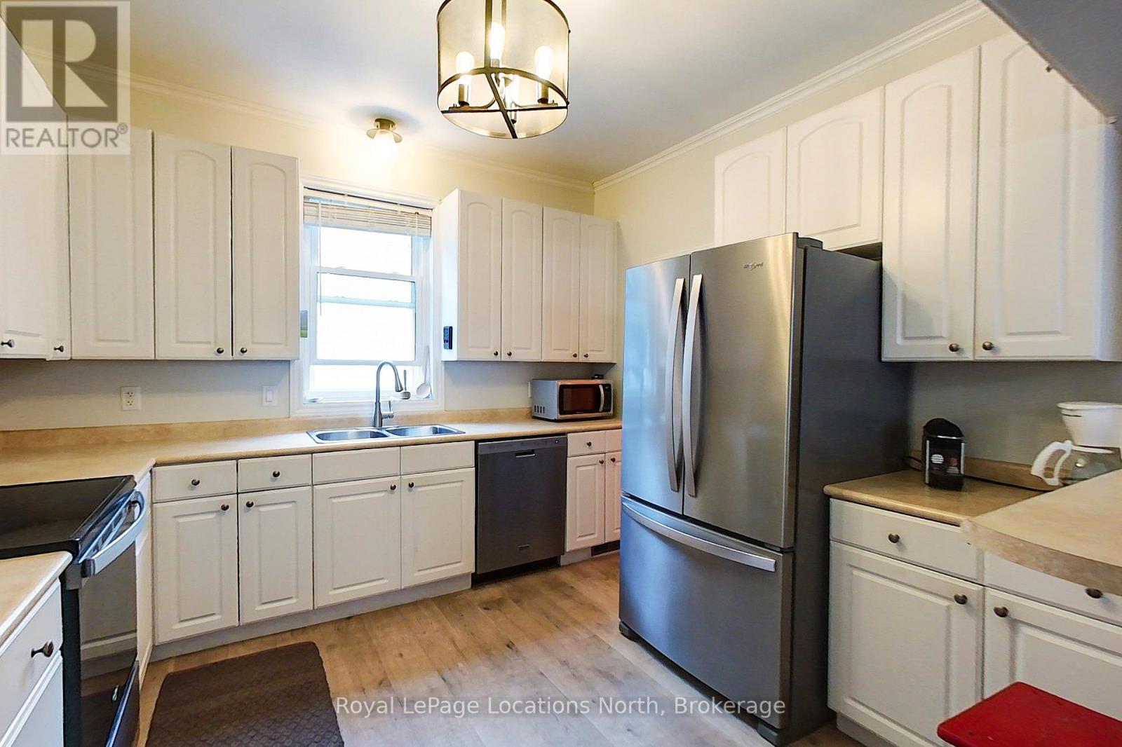 36 Nelson Street E, Meaford, Ontario  N4L 1N6 - Photo 20 - X12428921