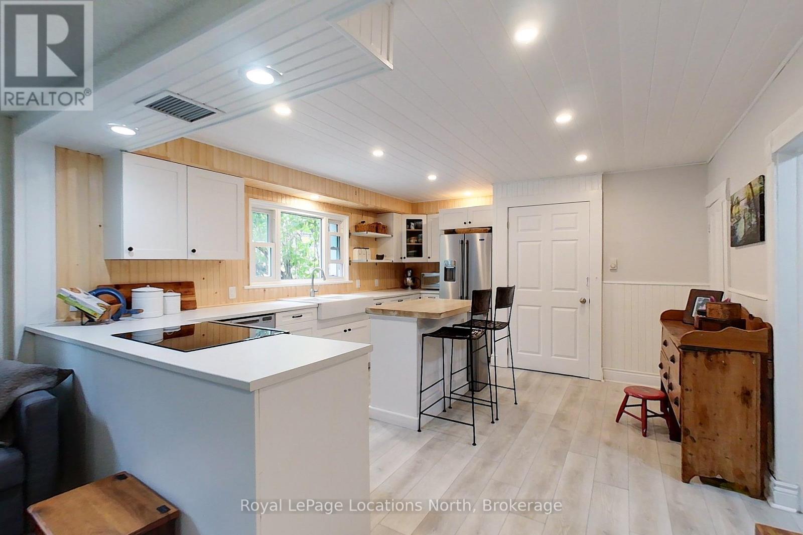 36 Nelson Street E, Meaford, Ontario  N4L 1N6 - Photo 33 - X12428921