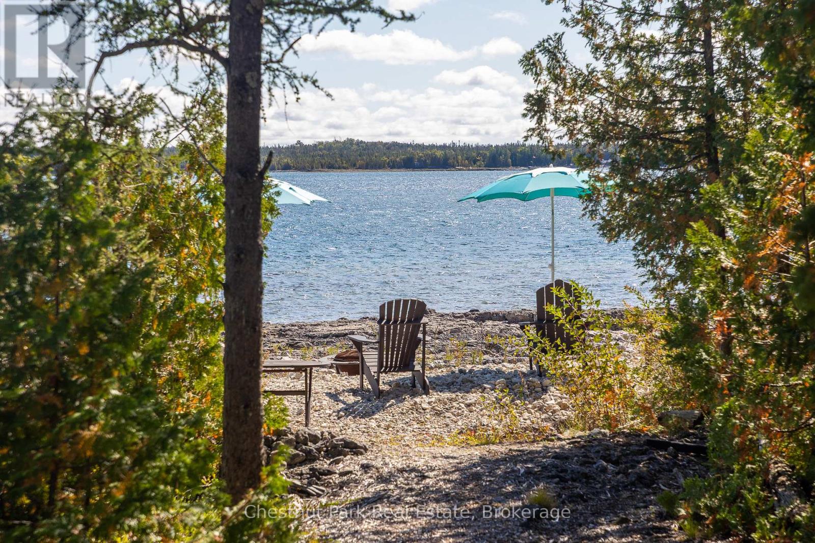 11 Eagle Road, Northern Bruce Peninsula, Ontario  N0H 2R0 - Photo 3 - X12428923