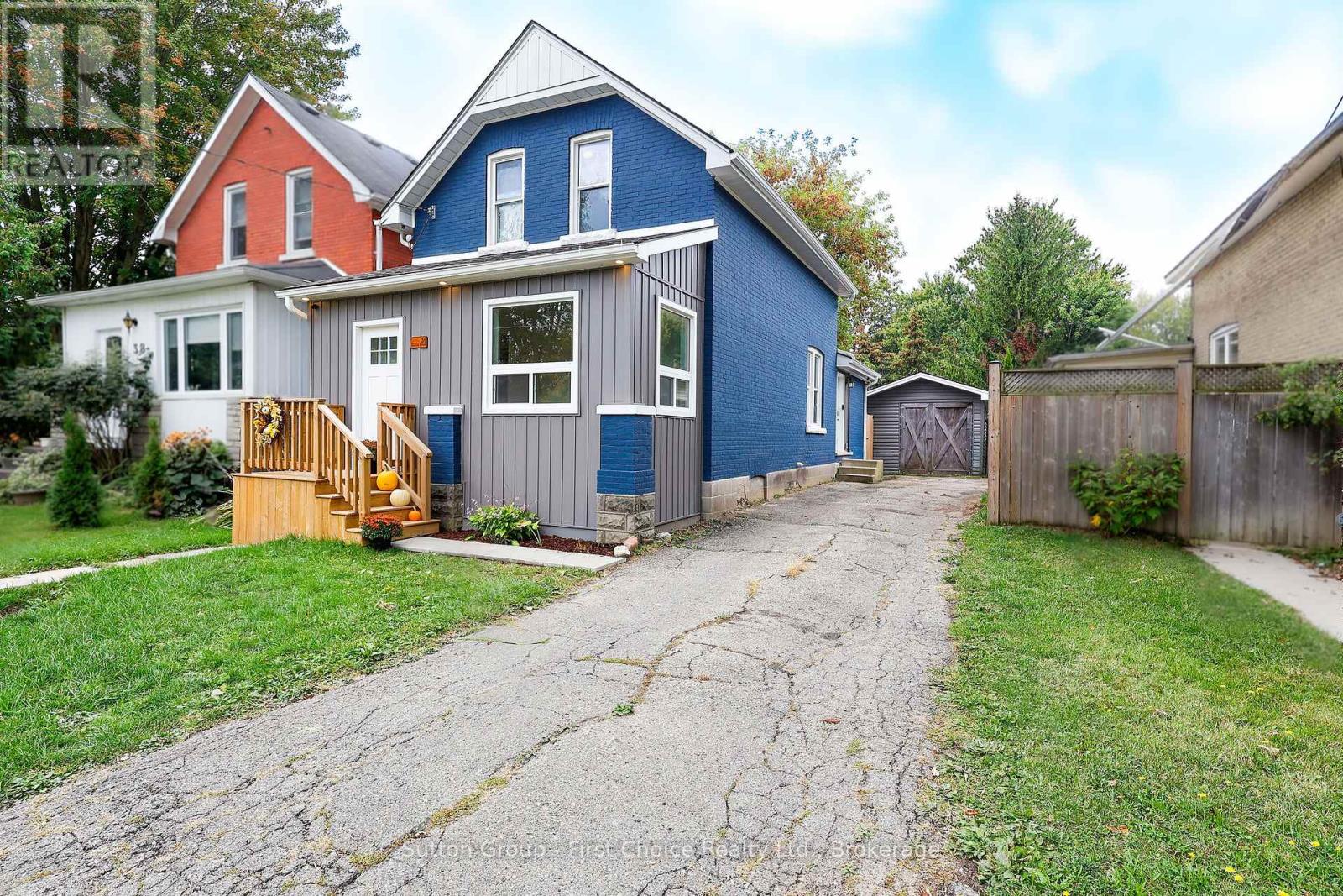 36 MCNAB STREET, Stratford, Ontario