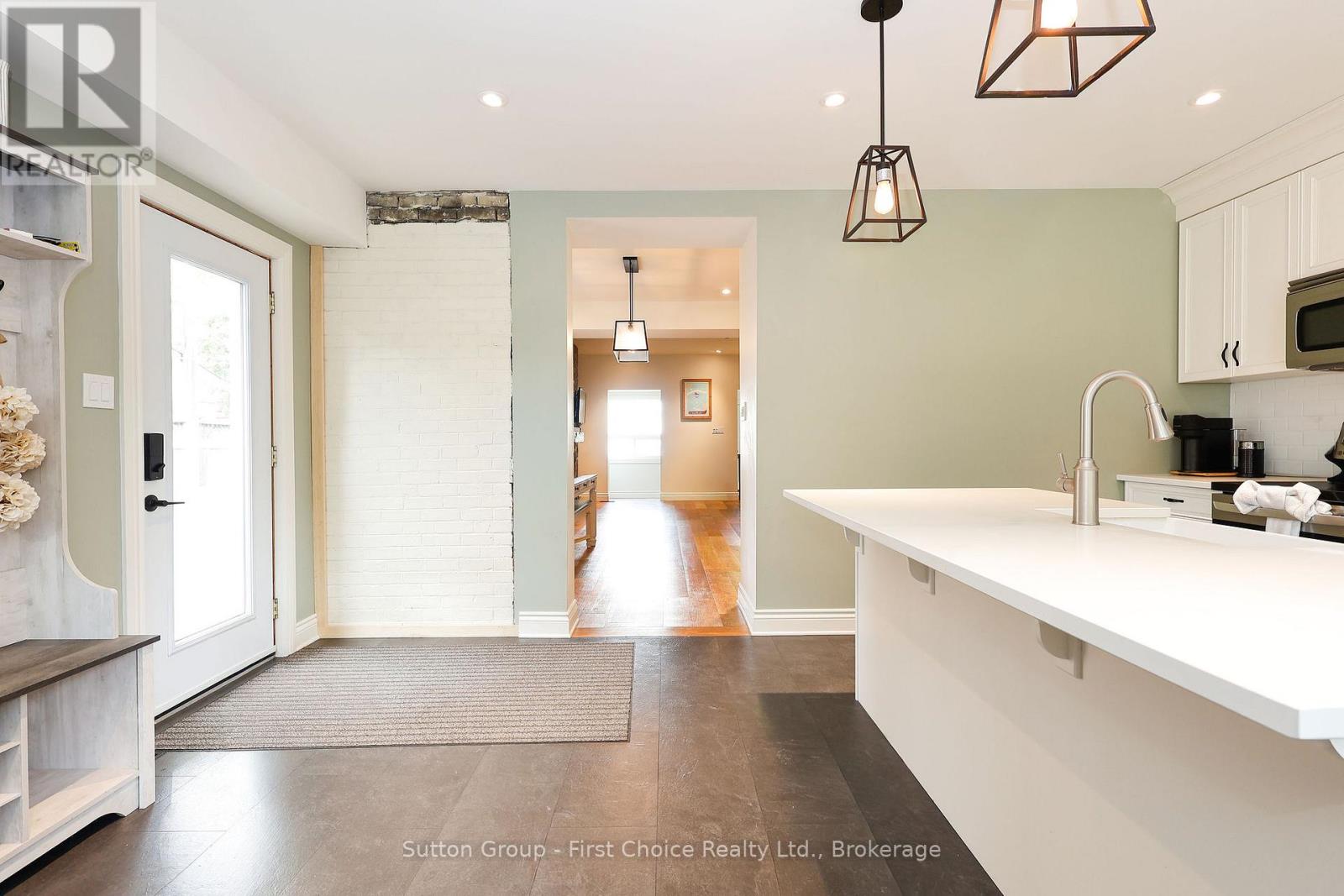 36 Mcnab Street, Stratford, Ontario  N5A 1Y9 - Photo 27 - X12428962