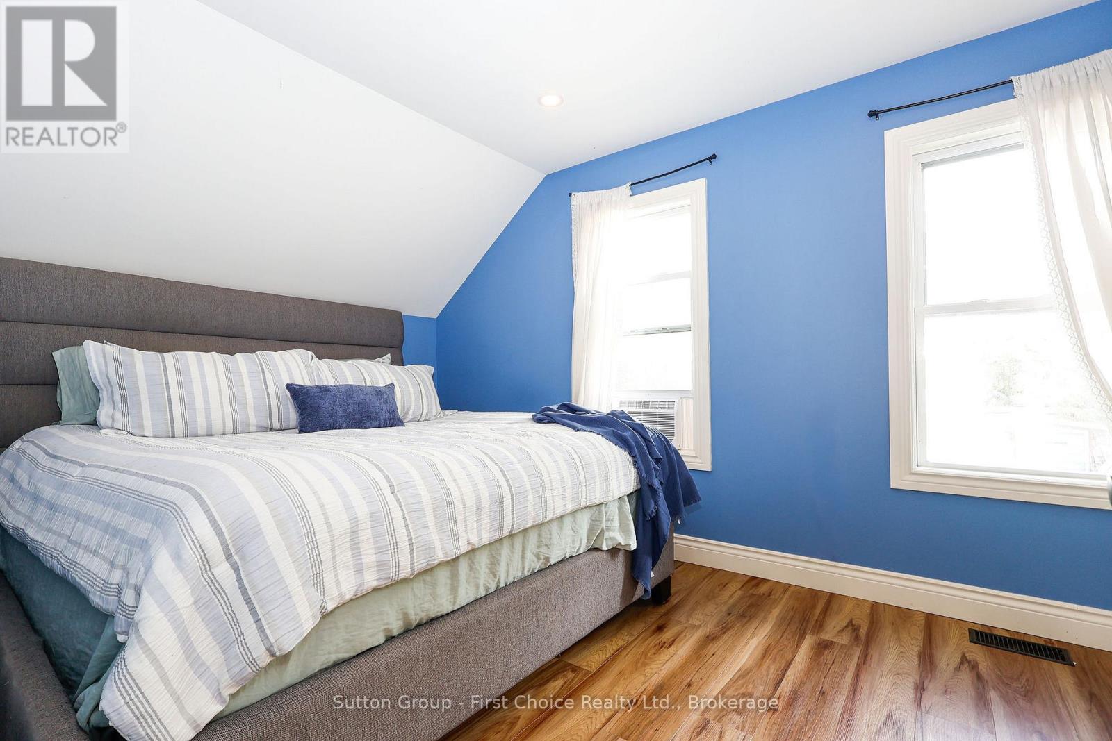 36 Mcnab Street, Stratford, Ontario  N5A 1Y9 - Photo 29 - X12428962