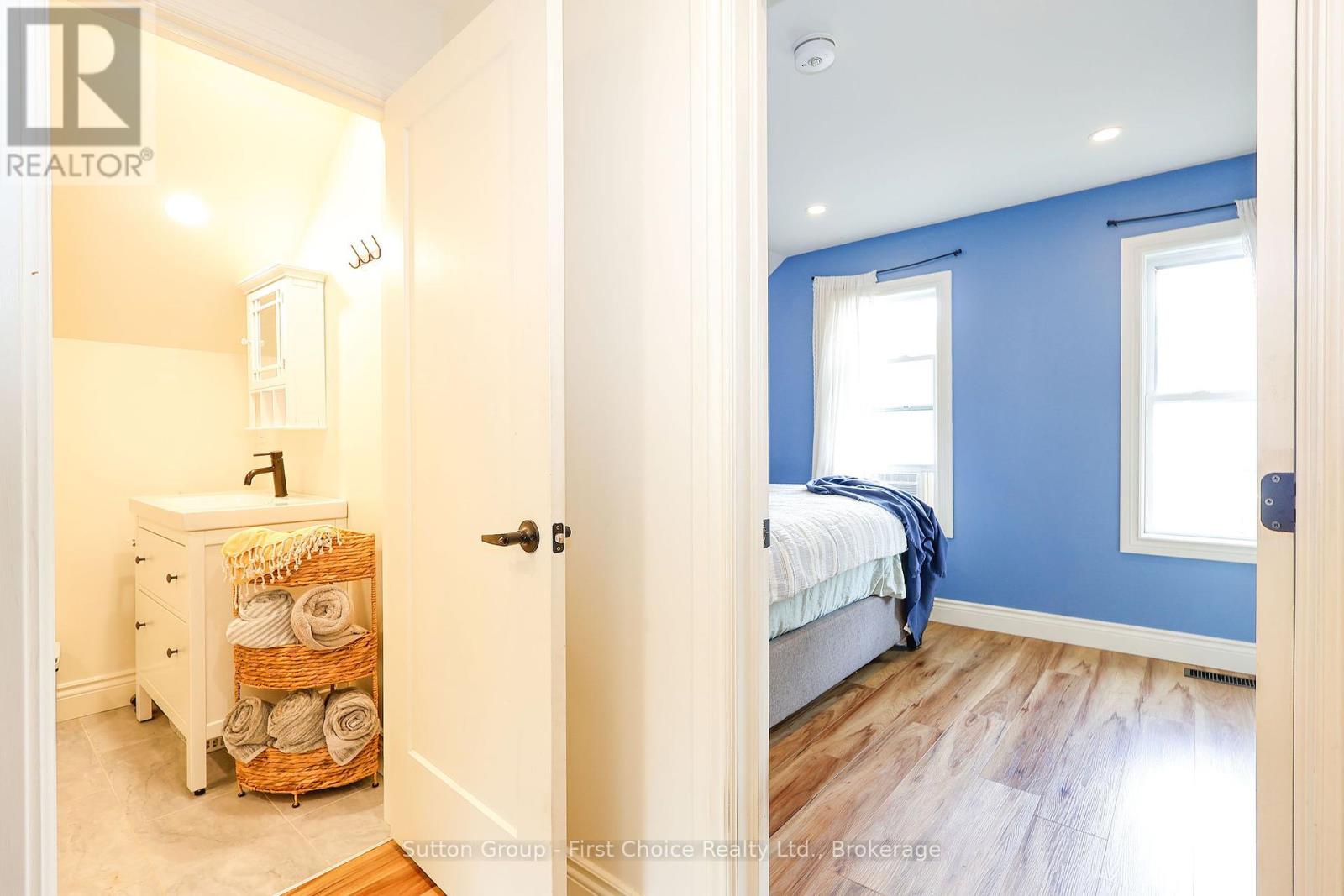 36 Mcnab Street, Stratford, Ontario  N5A 1Y9 - Photo 38 - X12428962