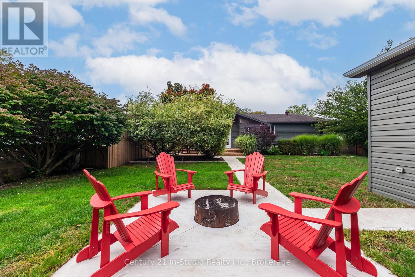 393 Mill Street, Saugeen Shores, Ontario  N0H 2C0 - Photo 14 - X12429050