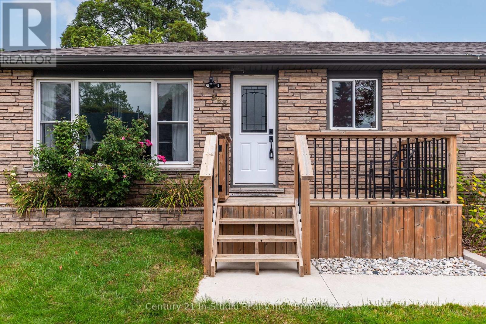 393 Mill Street, Saugeen Shores, Ontario  N0H 2C0 - Photo 16 - X12429050