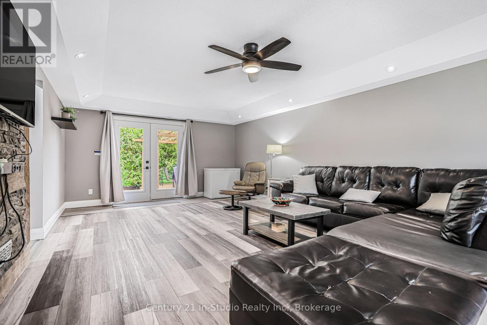 393 Mill Street, Saugeen Shores, Ontario  N0H 2C0 - Photo 31 - X12429050