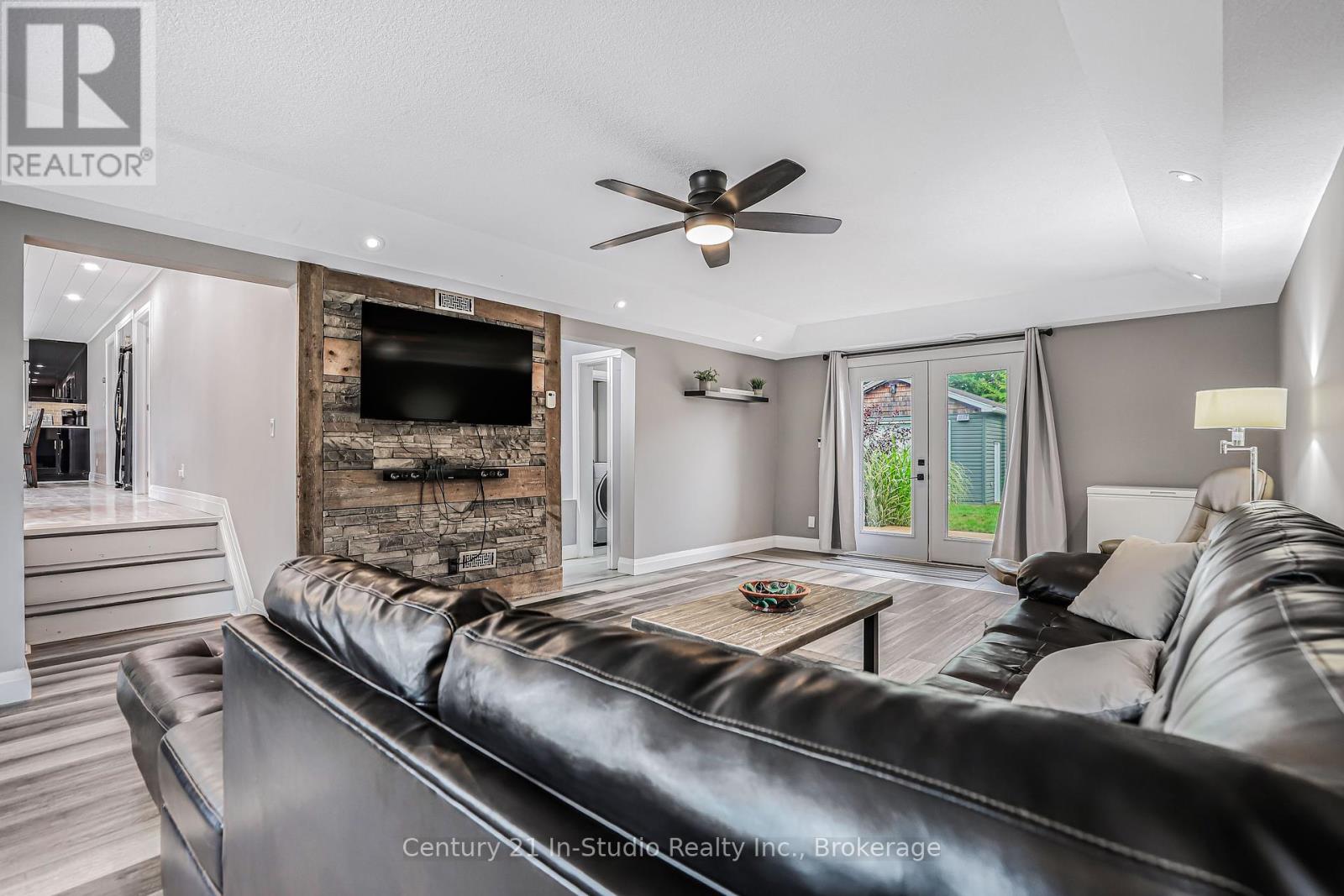 393 Mill Street, Saugeen Shores, Ontario  N0H 2C0 - Photo 32 - X12429050