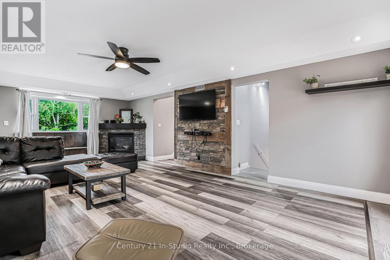 393 Mill Street, Saugeen Shores, Ontario  N0H 2C0 - Photo 34 - X12429050