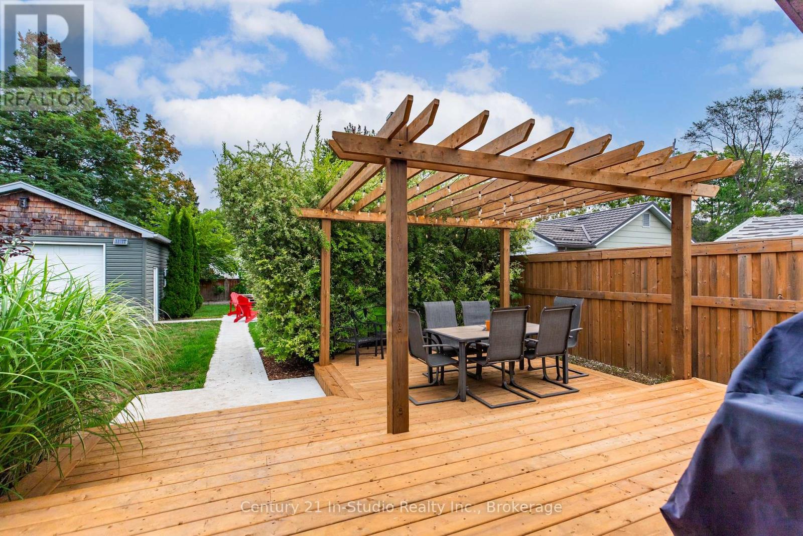 393 Mill Street, Saugeen Shores, Ontario  N0H 2C0 - Photo 8 - X12429050