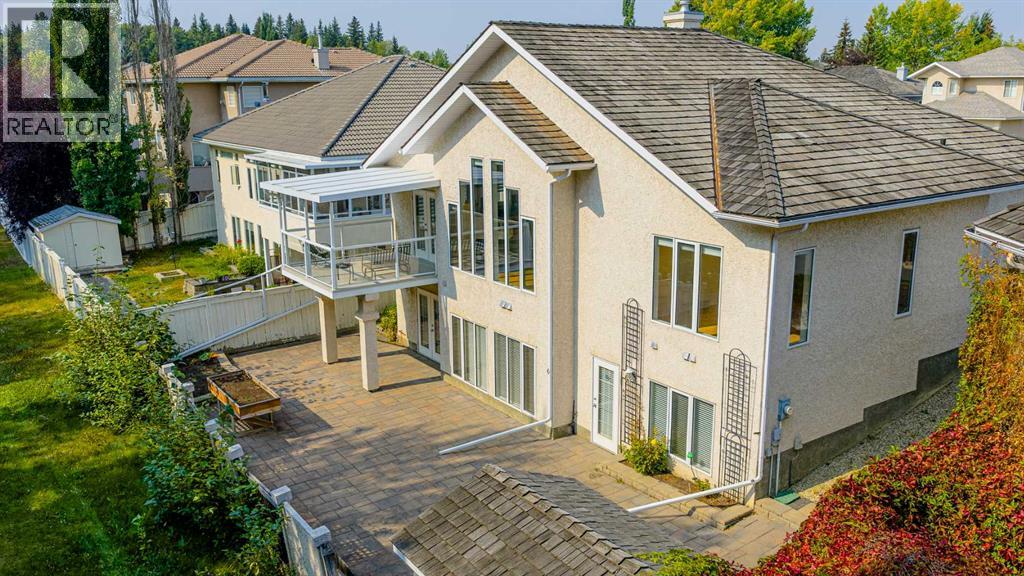 Property at 9705 61 Avenue image 2