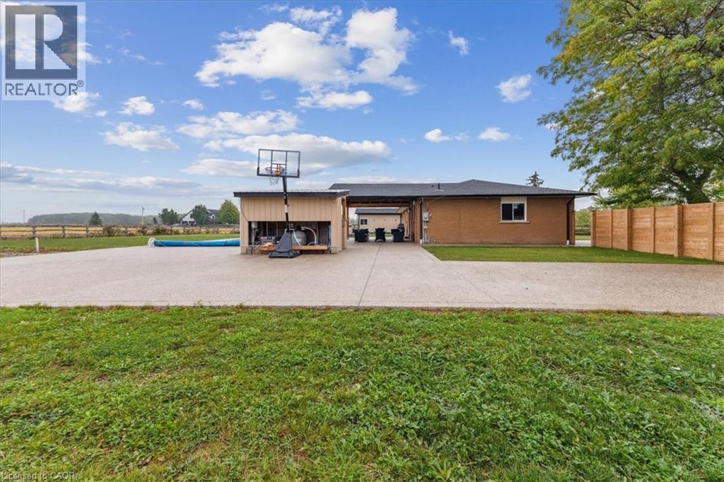 214 Binbrook Road, Glanbrook, Ontario  L0R 1C0 - Photo 9 - 40773838
