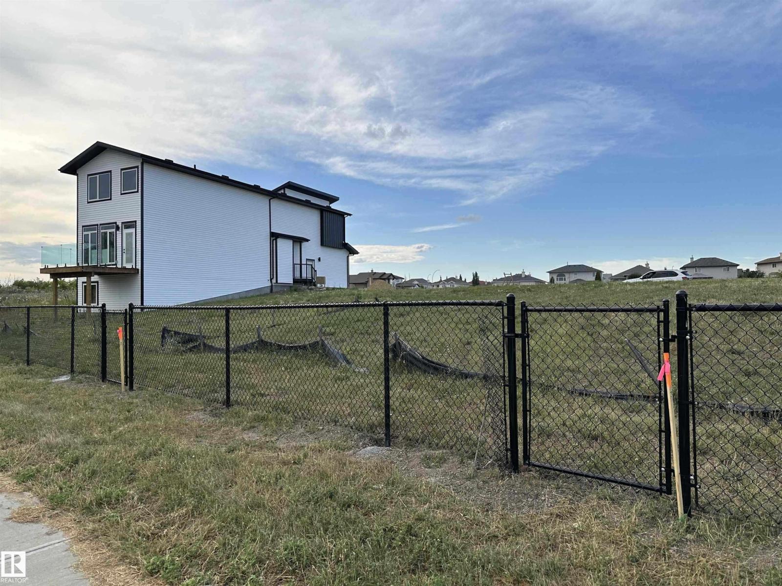 9227 156 Av Nw, Edmonton, Alberta  T5Z 0S4 - Photo 5 - E4459669