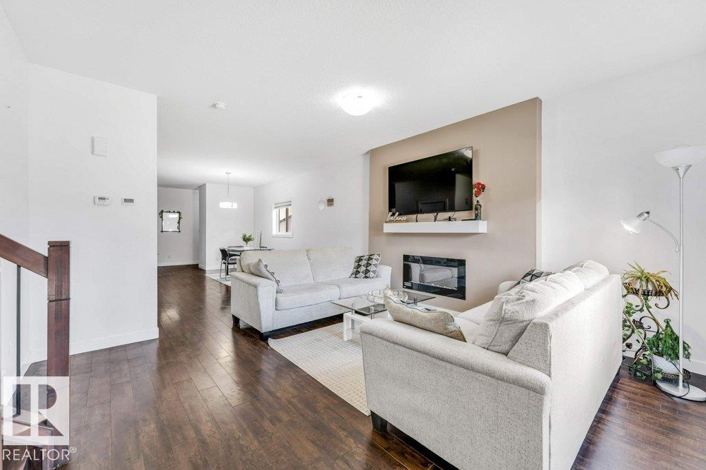 9201 Cooper Cr Sw, Edmonton, Alberta  T6W 3L1 - Photo 7 - E4459670
