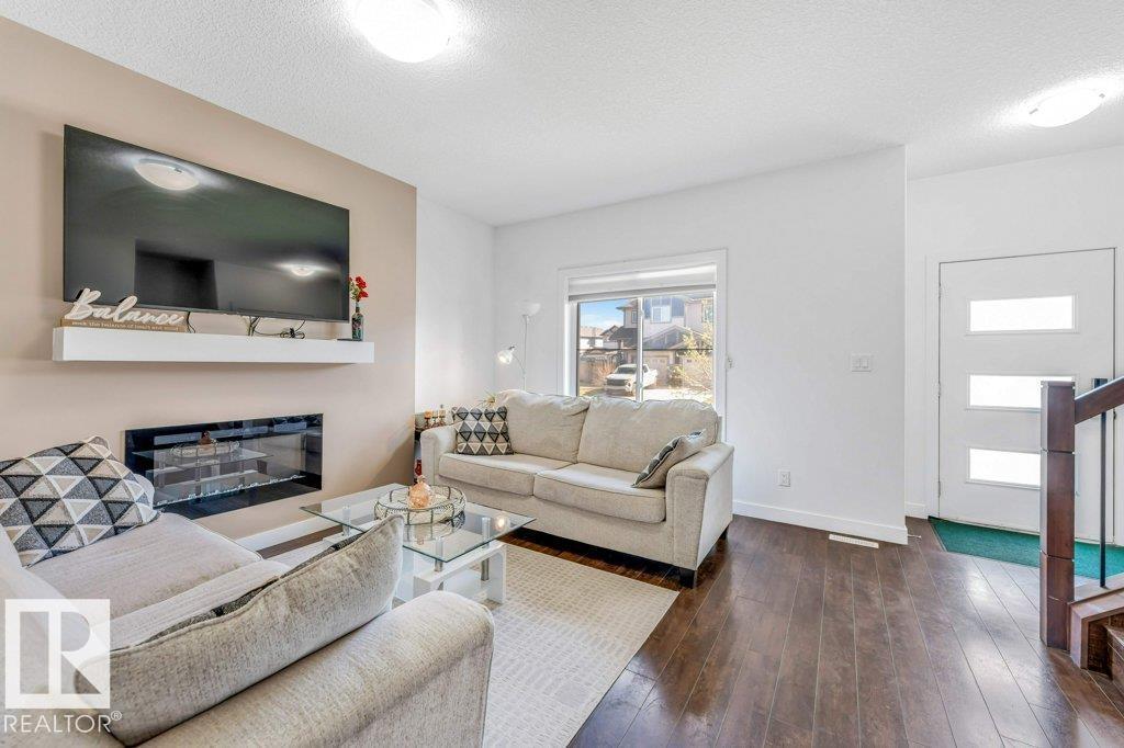 9201 Cooper Cr Sw, Edmonton, Alberta  T6W 3L1 - Photo 8 - E4459670