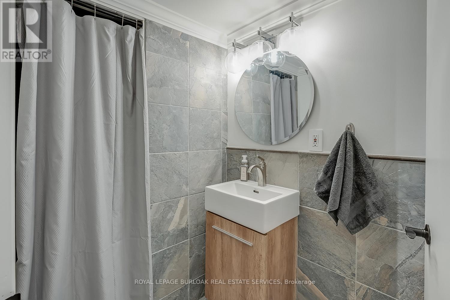 534 Hager Avenue, Burlington, Ontario  L7S 1P3 - Photo 30 - W12428826