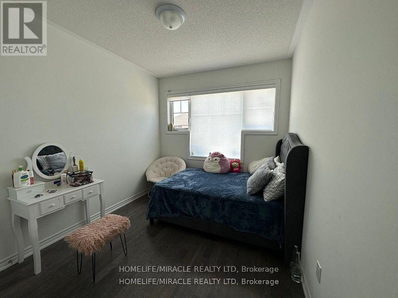 41 Spinland Street, Caledon, Ontario  L7C 4K4 - Photo 13 - W12428841