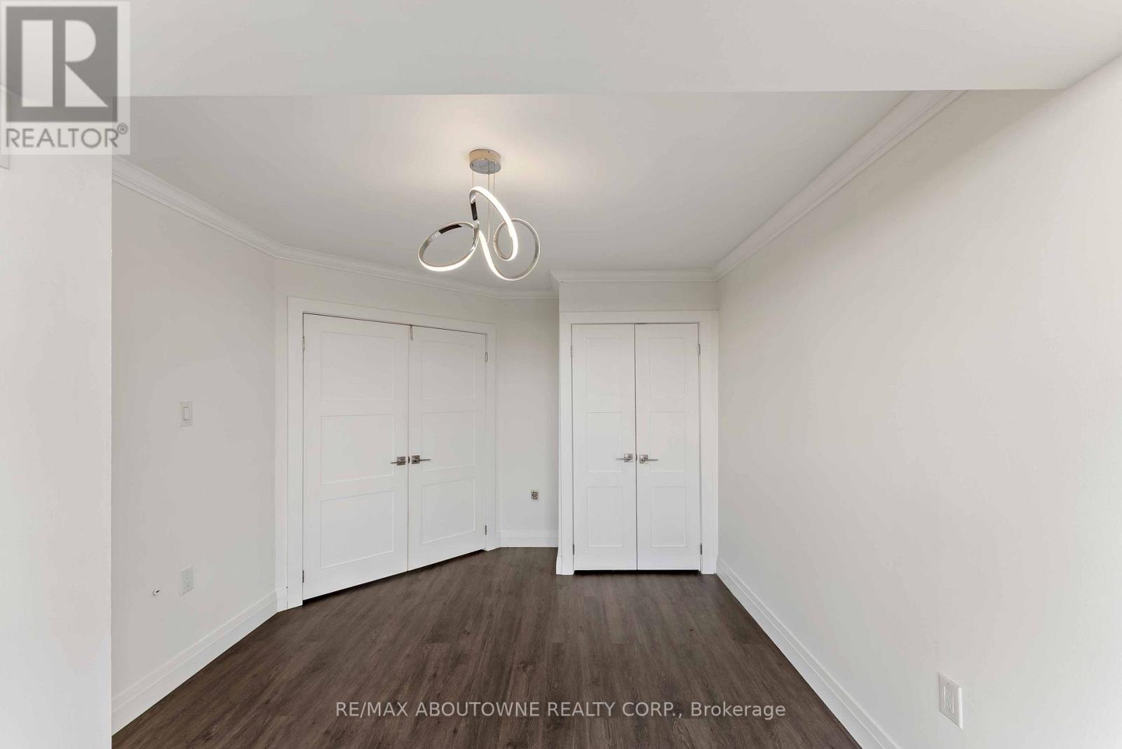 903 - 1110 Walden Circle, Mississauga, Ontario  L5J 4R3 - Photo 12 - W12428847