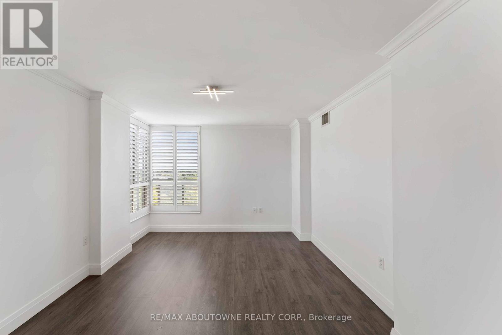 903 - 1110 Walden Circle, Mississauga, Ontario  L5J 4R3 - Photo 13 - W12428847