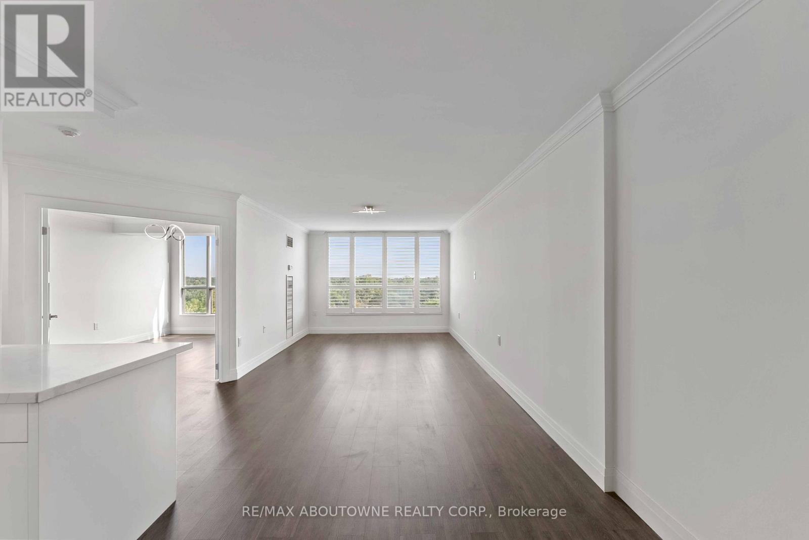 903 - 1110 Walden Circle, Mississauga, Ontario  L5J 4R3 - Photo 3 - W12428847