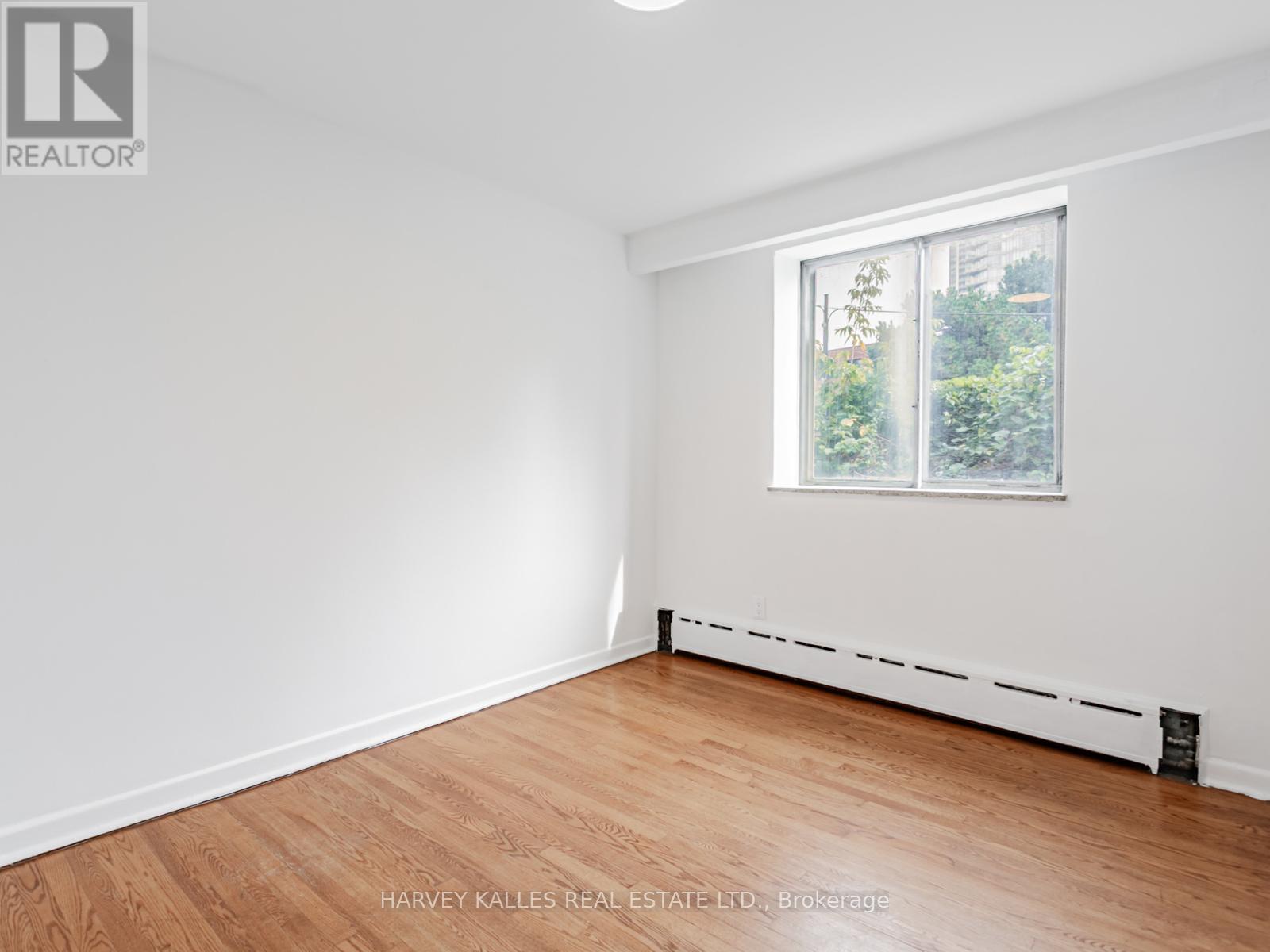 25 Windermere Avenue, Toronto, Ontario  M6S 3J3 - Photo 13 - W12428849