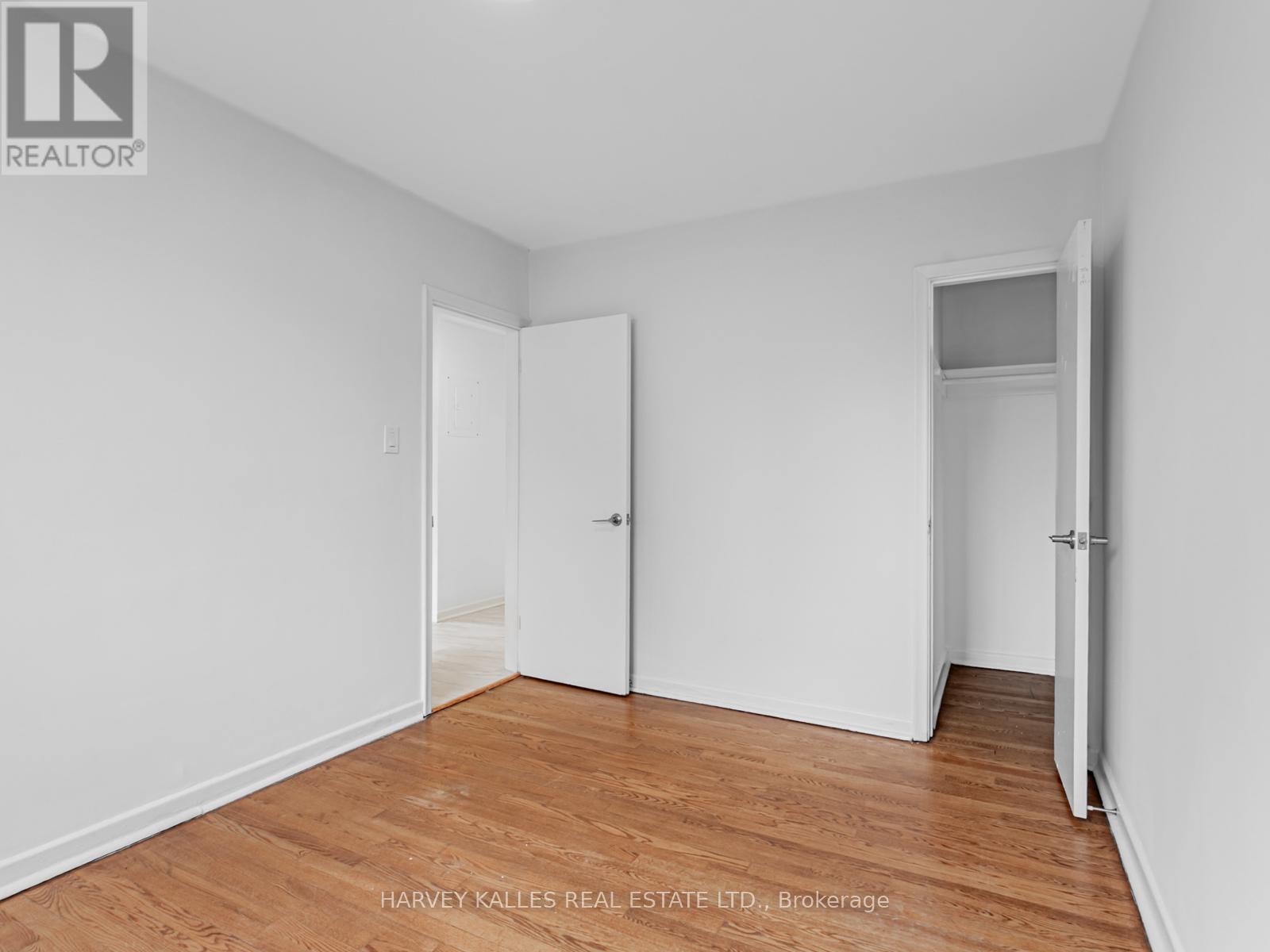 25 Windermere Avenue, Toronto, Ontario  M6S 3J3 - Photo 14 - W12428849