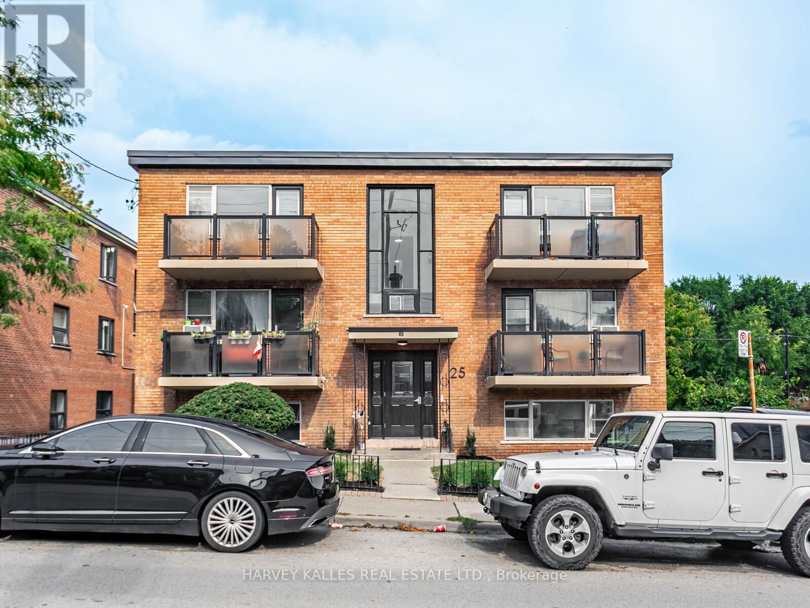 25 Windermere Avenue, Toronto, Ontario  M6S 3J3 - Photo 2 - W12428849