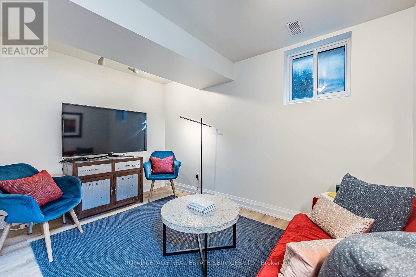 8 Seventh Street, Toronto, Ontario  M8V 3B1 - Photo 36 - W12428851