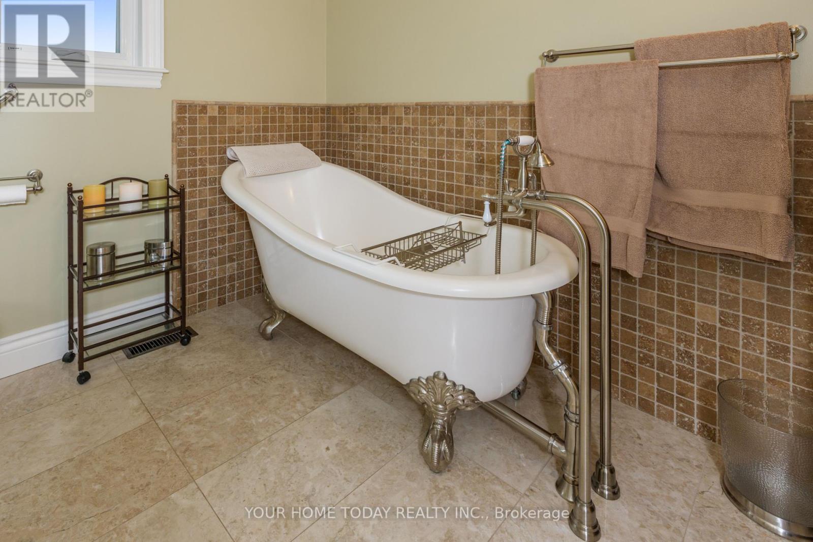12609 Fifth Line, Halton Hills, Ontario  L0P 1H0 - Photo 29 - W12428866
