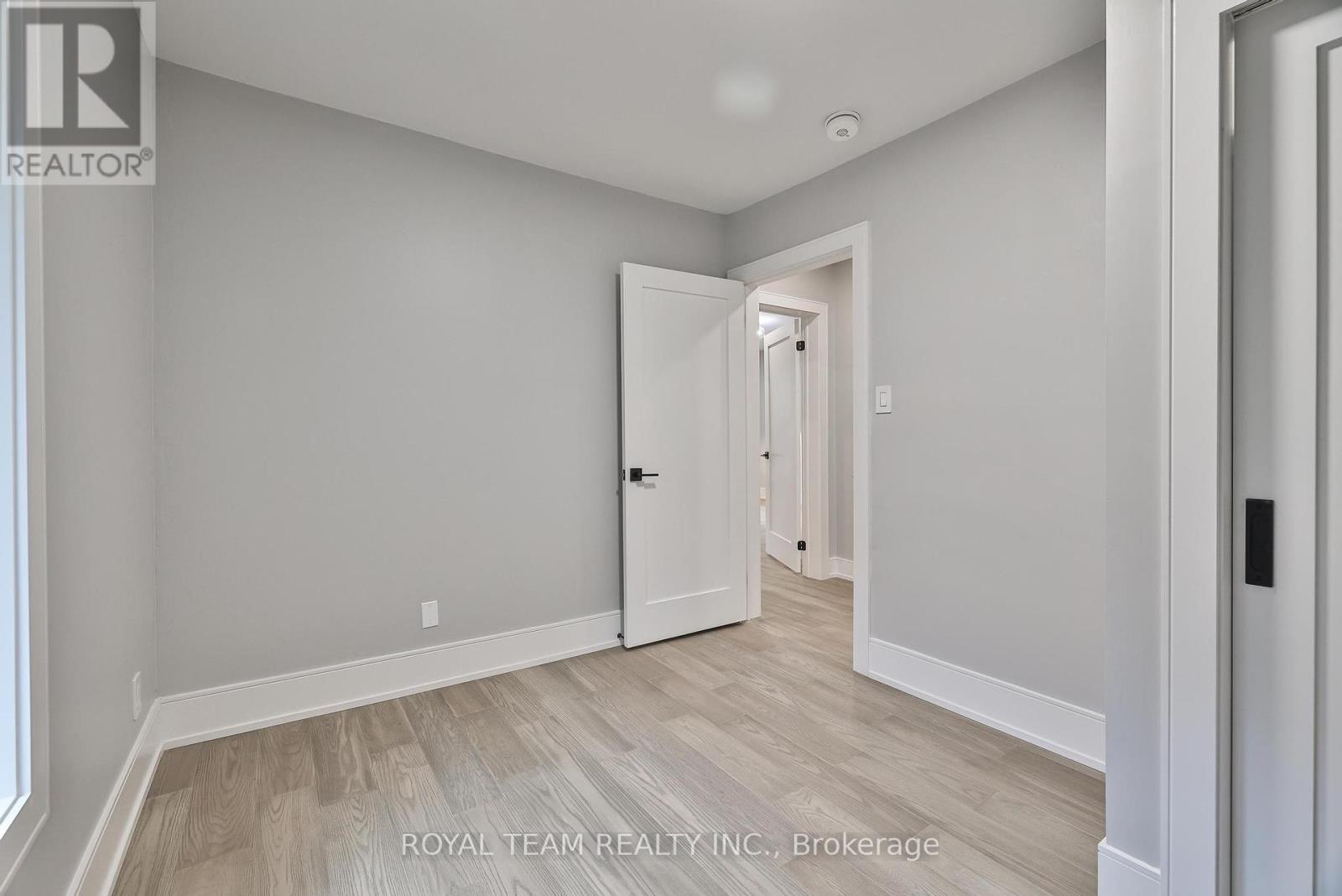 150 St Johns Road, Toronto, Ontario  M6P 1T9 - Photo 27 - W12428881