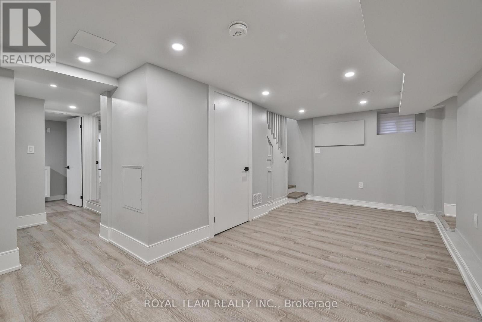 150 St Johns Road, Toronto, Ontario  M6P 1T9 - Photo 35 - W12428881